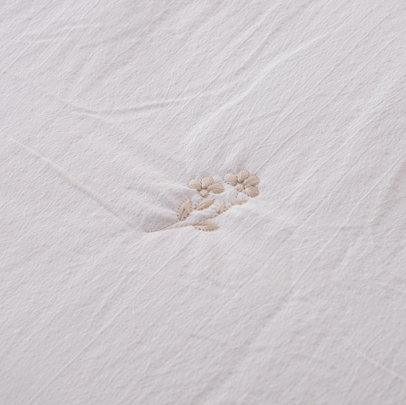 Faux Cotton-Linen Embroidery Quilt