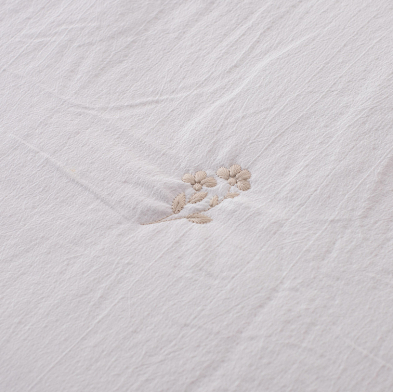 Faux Cotton-Linen Embroidery Quilt