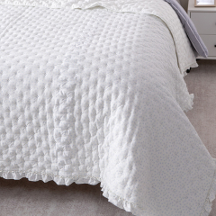 Ultrasonic Quilted Quilt with Elegant Ruffle Edge