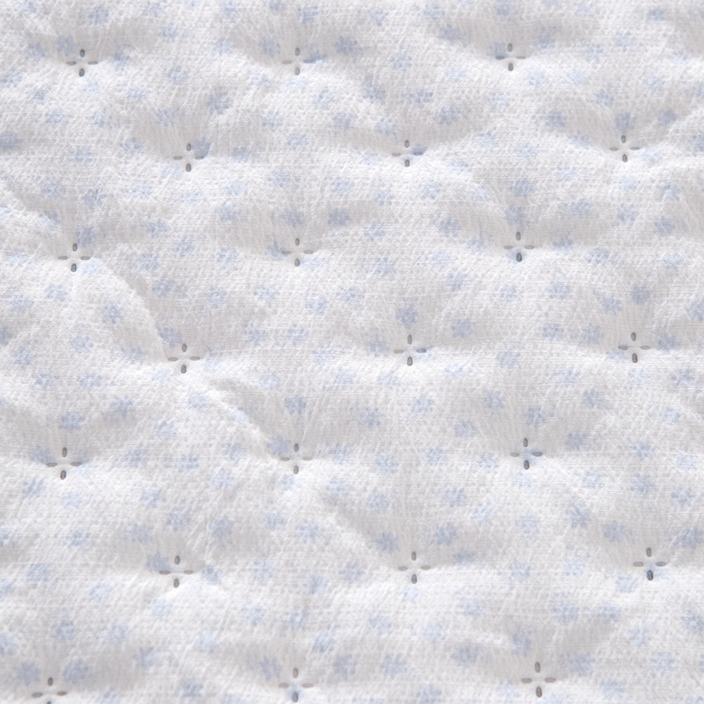 Ultrasonic Quilted Quilt with Elegant Ruffle Edge