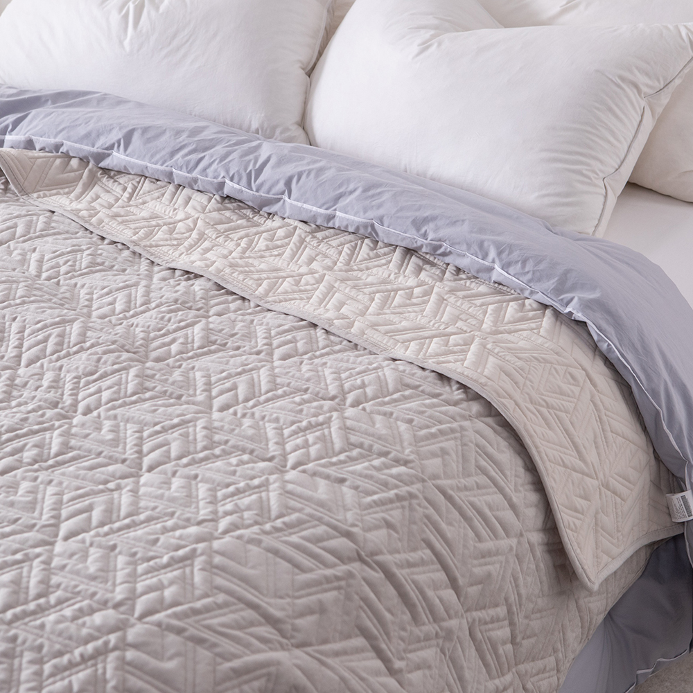Fine-wale Corduroy Quilted Bedspread