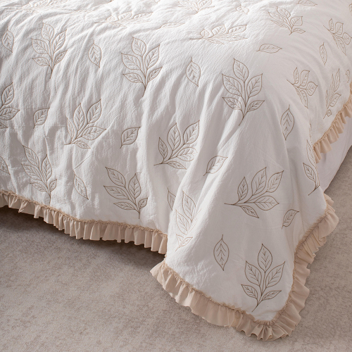 Faux Cotton-linen Embroidery Quilt with Ruffle Edge