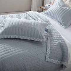 Faux Cotton-linen Embroidered Quilt