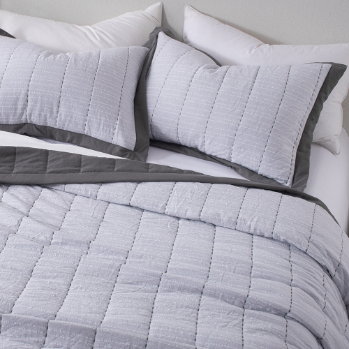 Yarn-dyed Faux Cotton-linen Embroidery Quilt
