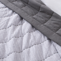 Yarn-dyed Faux Cotton-linen Embroidery Quilt