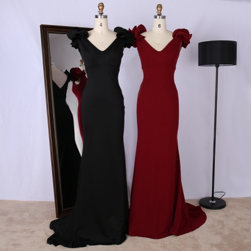 2022 Burgundy knitted satin shoulder appliques flowers prom halter neckline appliques embroidery slit prom dress