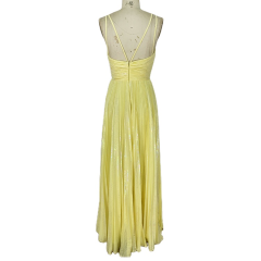 2022 new design cheap v neck backless ruffles floor length long white ladies prom dresses