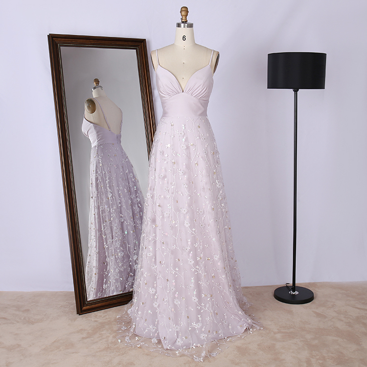 2022 V Neck Spaghetti with embroidered decals long pink wedding Bridesmaid dress Bridesmaid dress