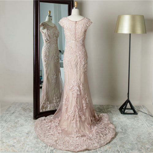 Elegant design appliques short sleeves mother of the bride sweep train mermaid evening dress for women