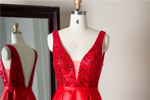 Sequin pattern bodice Red Deep V neck back embroidery mikado satin A line prom dresses