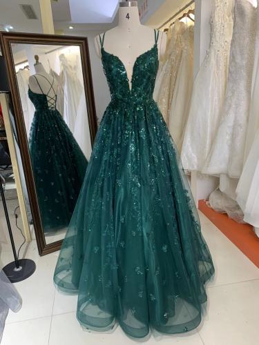 Sexy Lace Up Back A Line Skirt Deep V Neck Sparkle Party Gowns Teenagers Prom Dress