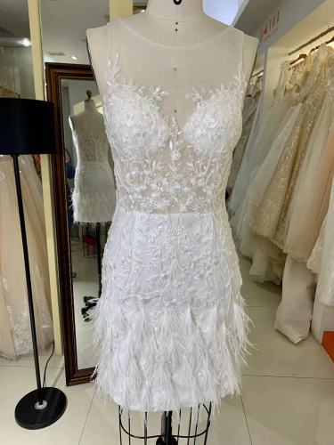 Round Neckline Sleeveless Knee Length Lace Simple Homecoming Dress