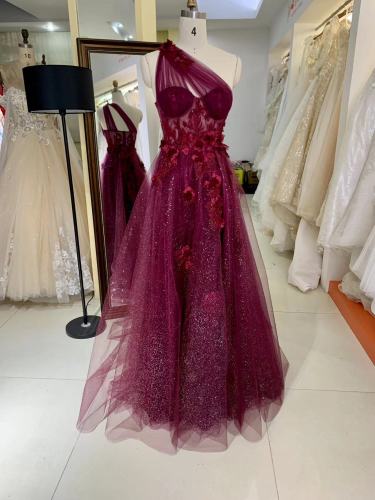 Burgundy black 2023 New 3D embroidery sleeveless one shoulder A line Tulle prom dresses