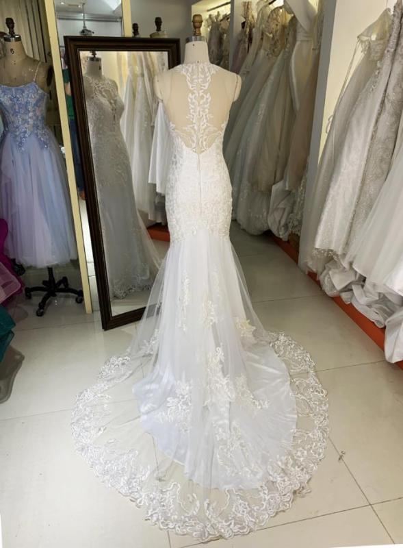 White Embroidery tulle mermaid fitted halter neck bridal dresses with long train for wedding dress ball gown luxury brida