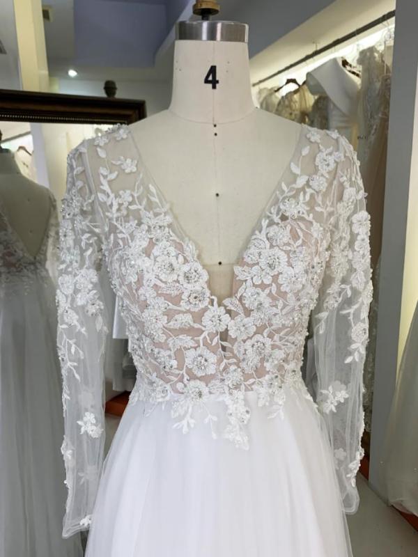 Tulle embroidery V neck back a line elegant white bridal dresses for wedding wedding dress long sleeve luxury
