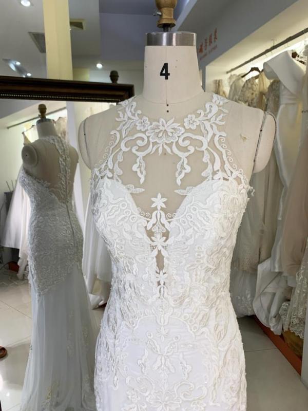 White Embroidery tulle mermaid fitted halter neck bridal dresses with long train for wedding dress ball gown luxury brida