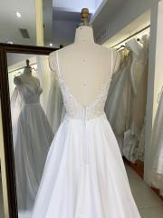 2023 New simple elegant off sleeveless satin A line embroidery with long train for wedding dress ball gown luxury bridal