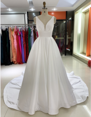 2024 wholesale white sleeveless satin hand pleated A line long tail simple elegant wedding dresses