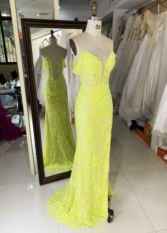 Yellow embroidered prom dresses with modest evening dress 2023 floor-length