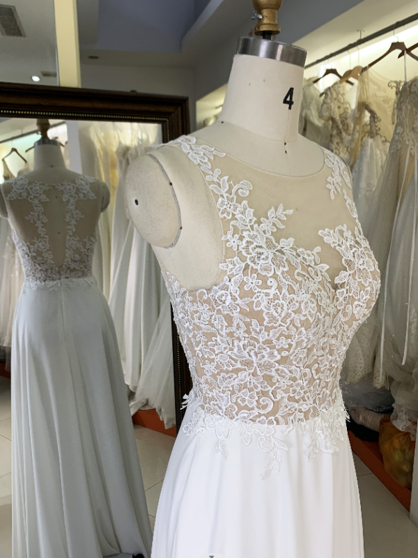 Lace elegant sexy heavy beaded embroidered bridal wedding dress maindress