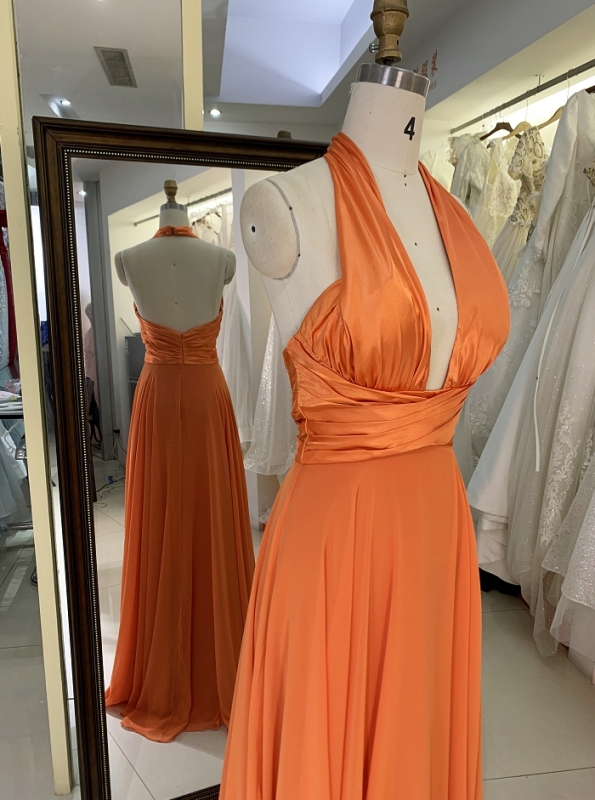 New sleeveless halter neck prom dresses evening dress 2024 for woman