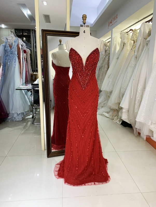 2024 Red New hand beading sleeveless satin mermaid zipper up back prom evening women dresses