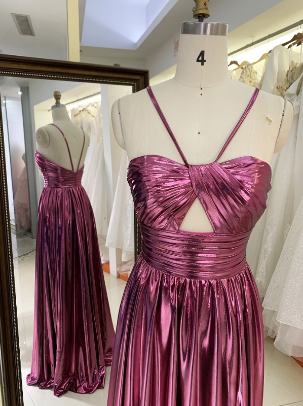 New sleeveless halter neck hole prom dresses metal fabric for girl