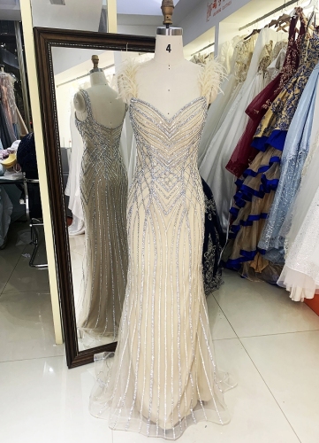 Wholesale silver champagne mermaid feather beading long gown prom evening dress 2025