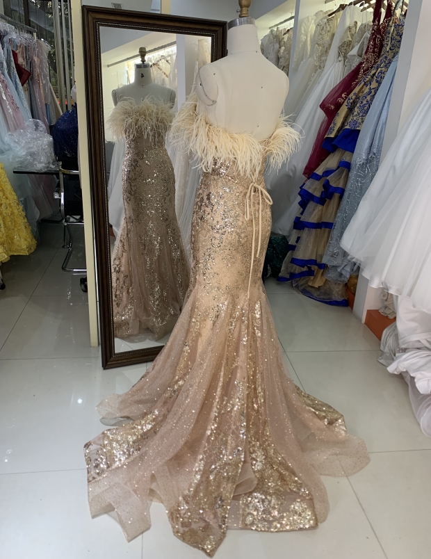 New glitter sequin luxury feather wholesale long gowns evening prom dress 2025