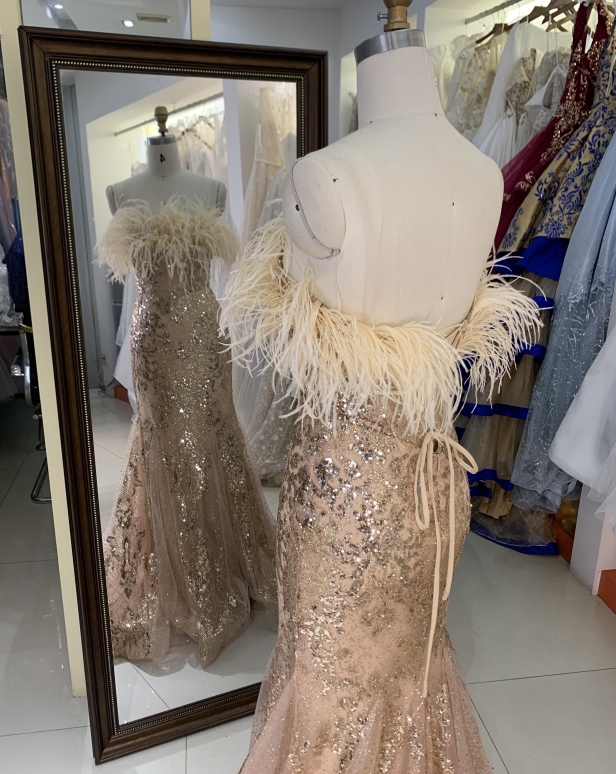New glitter sequin luxury feather wholesale long gowns evening prom dress 2025