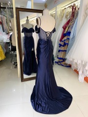Wholesale navy off shoulder mermaid satin corset rhinestone pleated long gown prom evening dress 2025