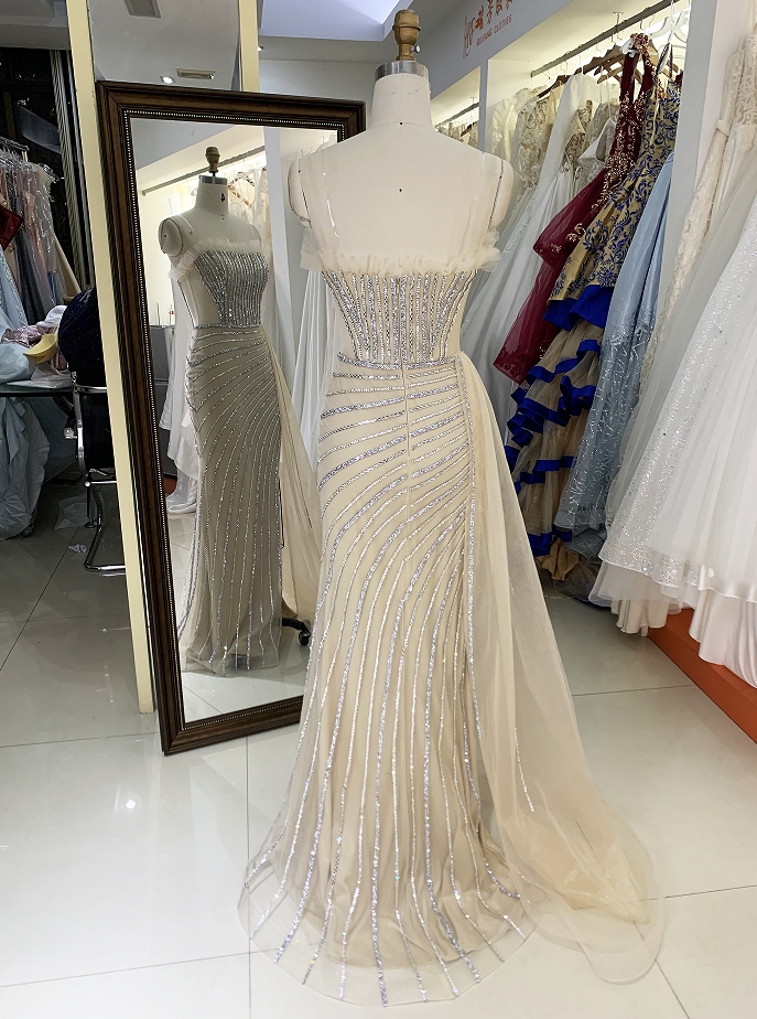 Wholesale silver champagne beading overskirt zipper up back sweetheart long gown evening prom dress 2025