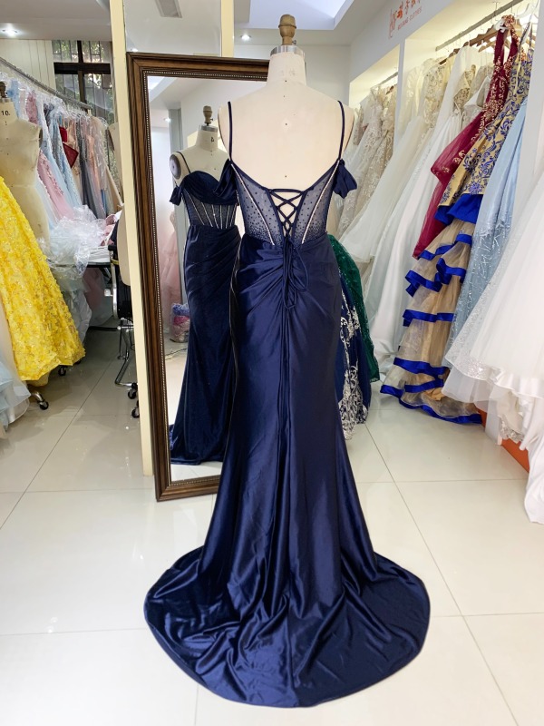 Wholesale navy off shoulder mermaid satin corset rhinestone pleated long gown prom evening dress 2025