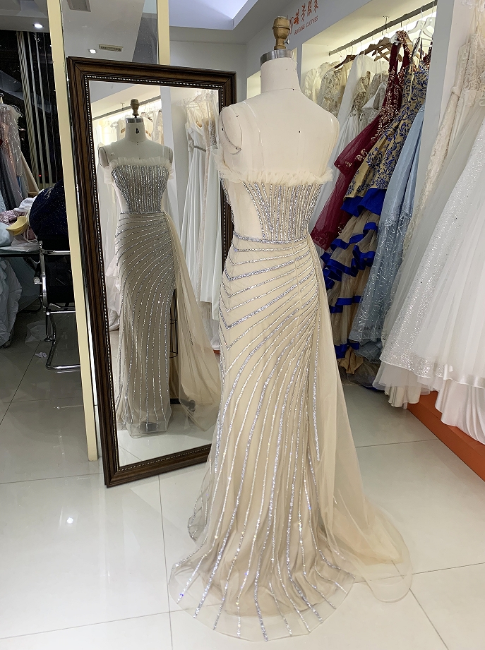 Wholesale silver champagne beading overskirt zipper up back sweetheart long gown evening prom dress 2025