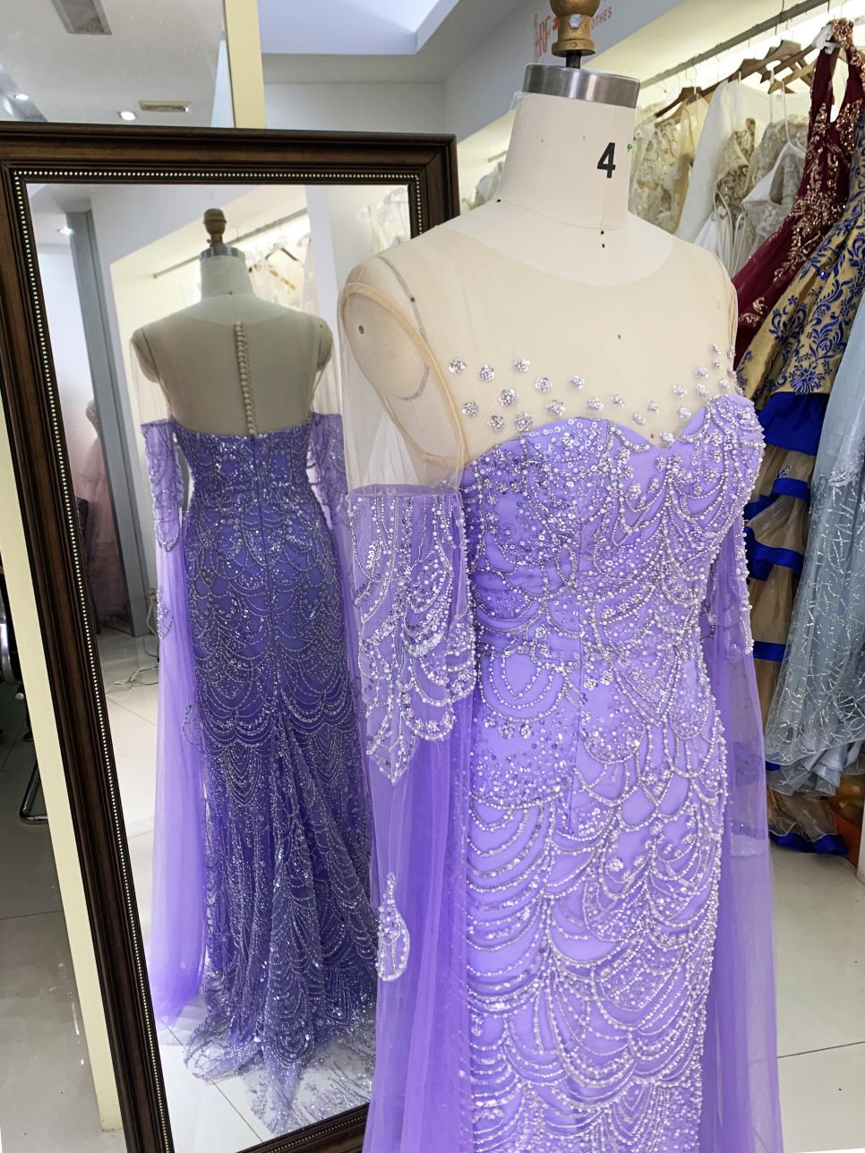 New wholesale beading long sleeves evening dress for girl luxury sequined prom dress 2025