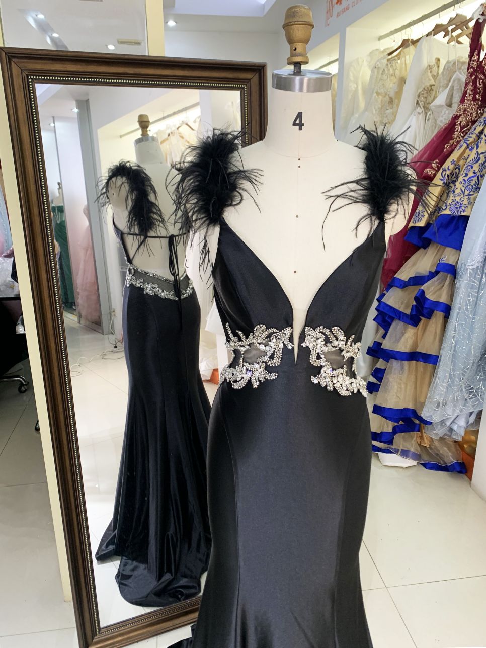New luxury feather wholesale black prom dress teen long gowns evening for women 2025