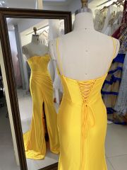 Wholesale new gold corset beading corset pleated satin lace up back side slit prom dresses 2025