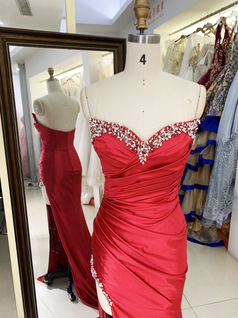Wholesale new rose gold corset beading see through mermaid glitter zipper up back prom dresses 2025