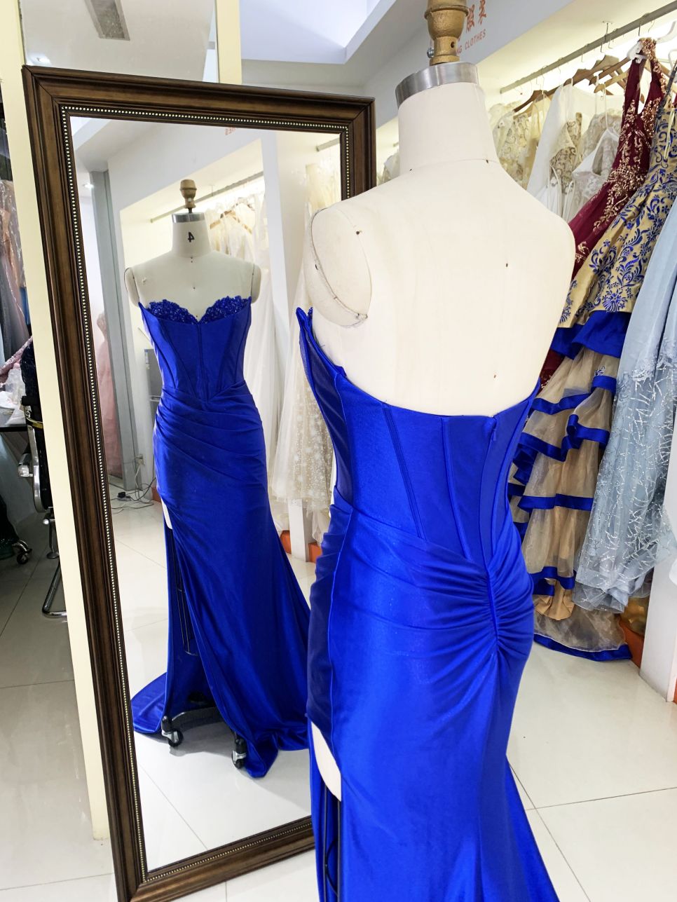 2025 New beading wholesale royal blue long gowns evening dresses for prom dress girl