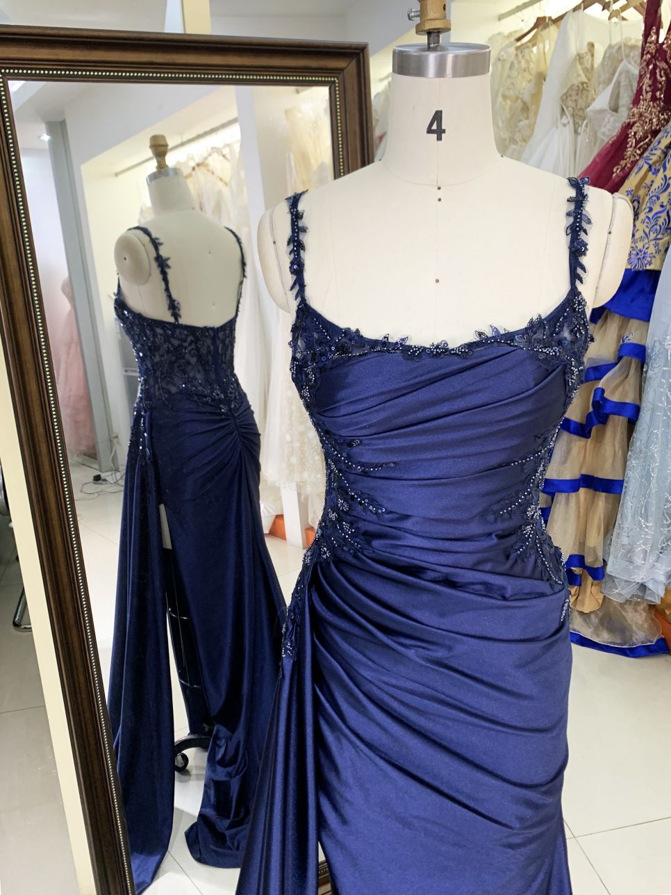2025 New beading wholesale elegant long gowns navy evening dresses for prom dress girl