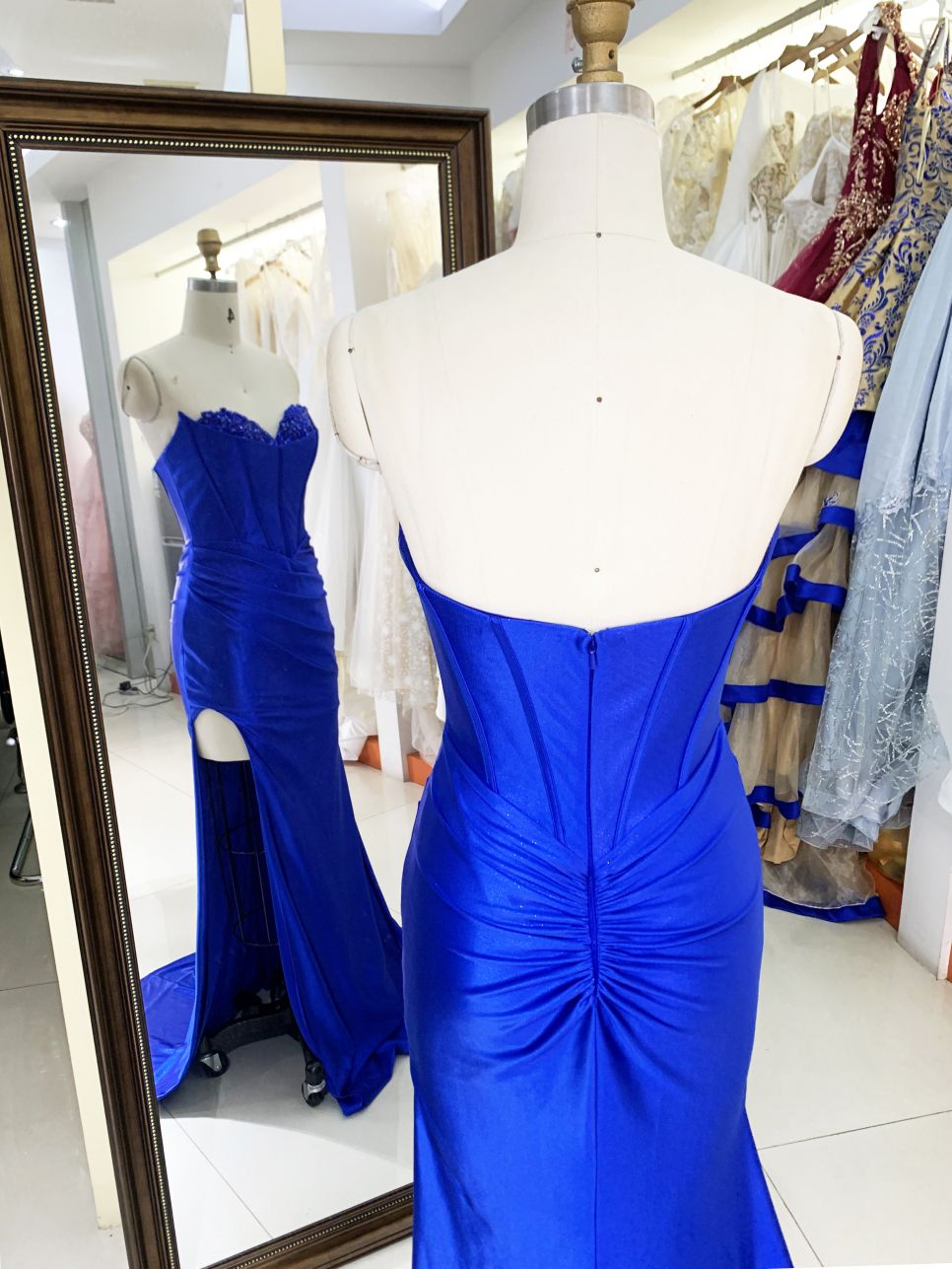 2025 New beading wholesale royal blue long gowns evening dresses for prom dress girl