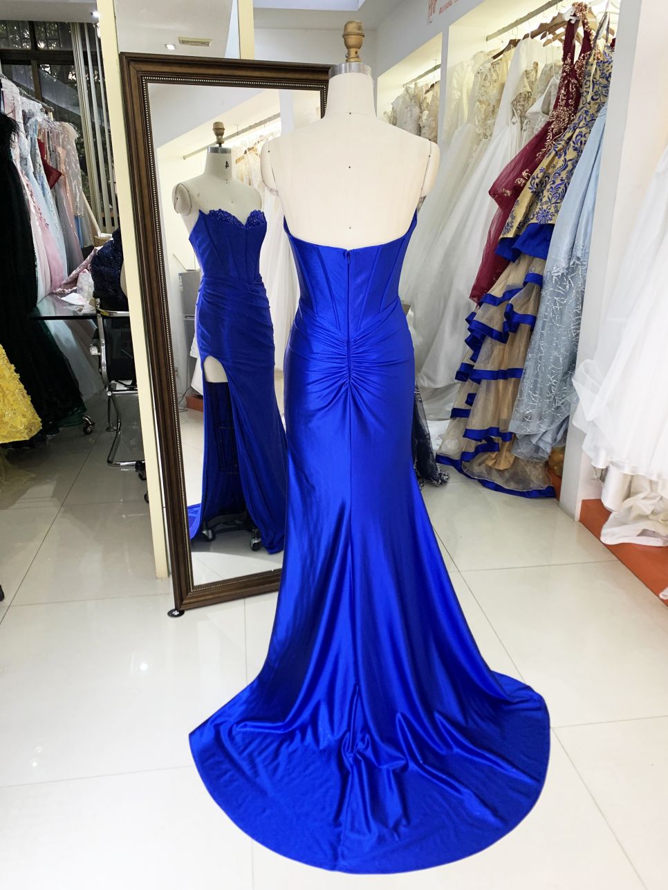2025 New beading wholesale royal blue long gowns evening dresses for prom dress girl