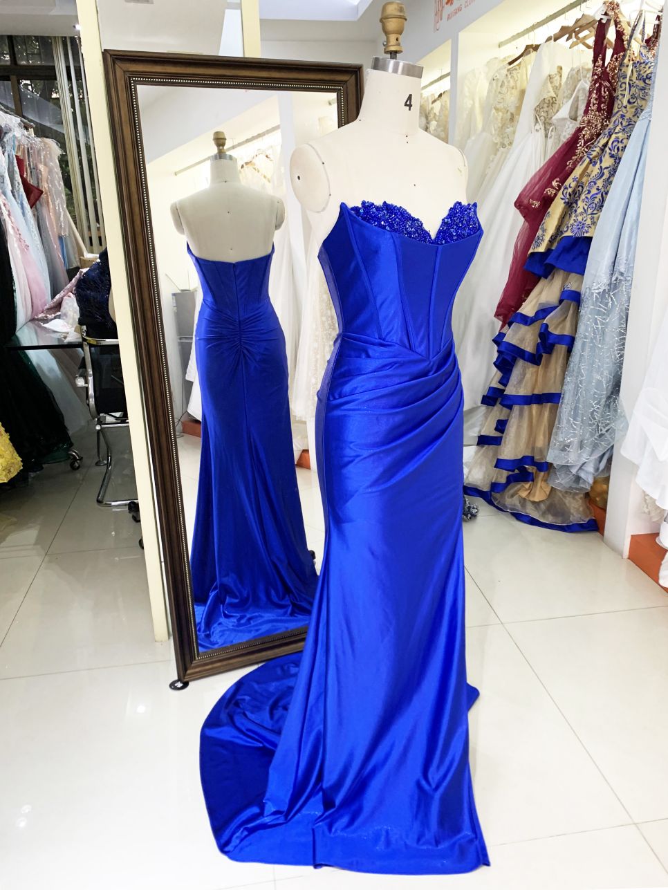 2025 New beading wholesale royal blue long gowns evening dresses for prom dress girl