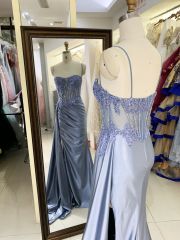 2025 wholesale corset dusty blue sleeveless embroidery hand pleated shiny satin overskirt mermaid prom evening dresses
