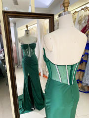 Wholesale see through corset emerald green sleeveless beading pleated shiny satin mermaid prom evening dresses