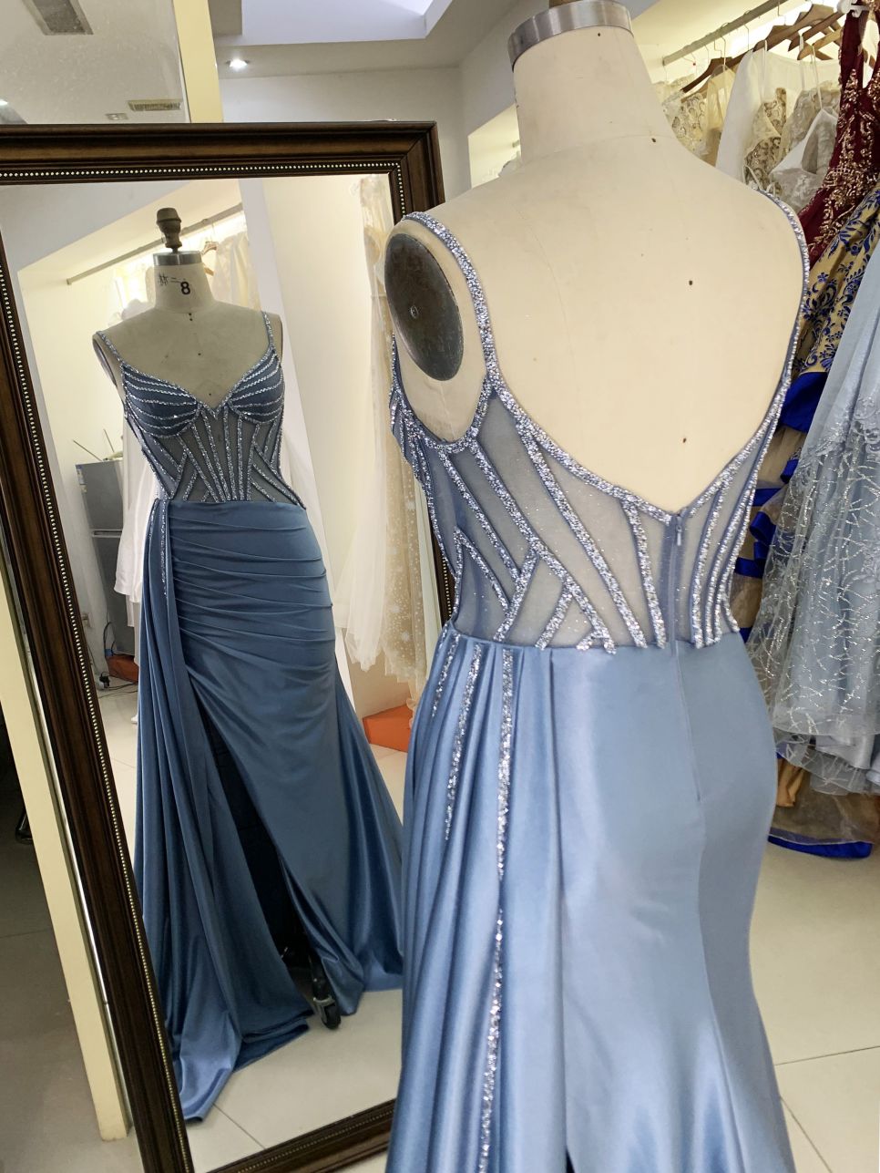 New luxury wholesale smoky blue chain beading long gowns evening dresses women for teen girls 2025