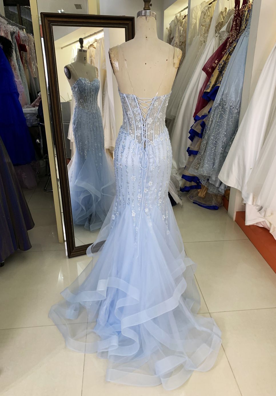 Wholesale embroidery corset Fuchsia sleeveless hand pleated satin mermaid prom evening dresses