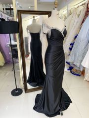 New elegant used silver beading tassel satin black wholesale long gowns evening prom dress 2025