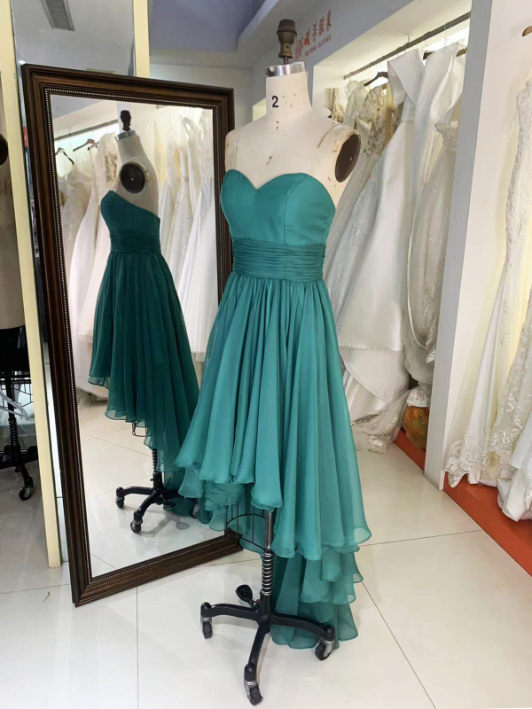 2025 New fashion strapless teal blue chiffon sweetheart pleated dress modern party trend design evening dress
