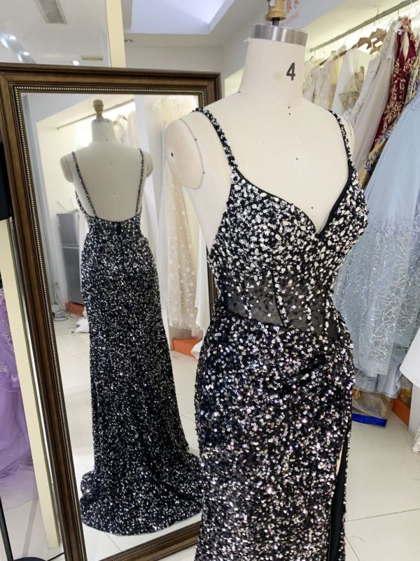 2025 New style elegant V-neck sequins contrast color zipper back women's evening dress slim left leg slit dress